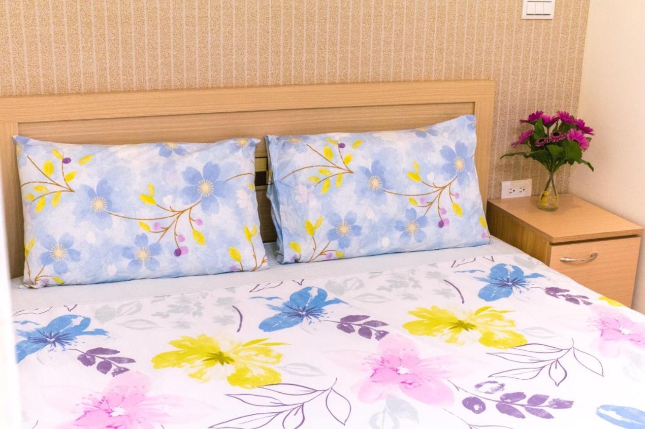 Xin Jing Zhan Homestay Hualien City Exterior photo
